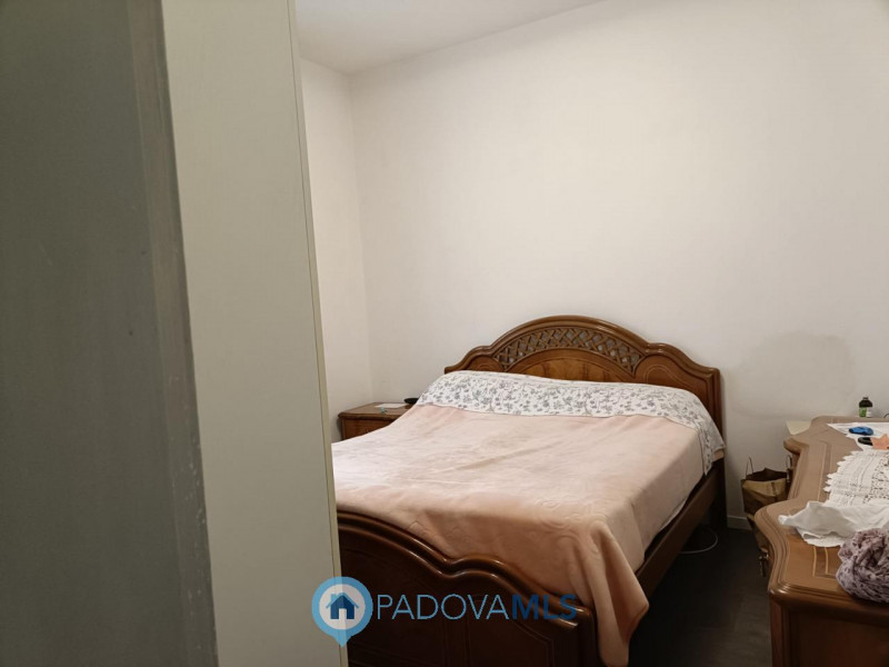 Immobile in esclusiva al Gruppo Padova MLS
Tencarola interessante appartamento in bifamilare, com...