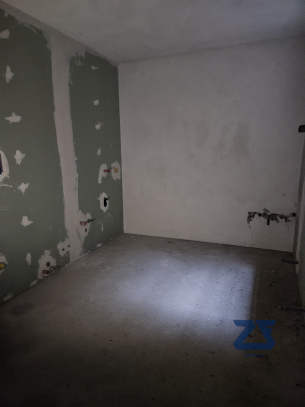 Sei stanco del giardino e desideri vivere in una posizione centrale? Questa è l'opportunità che s...