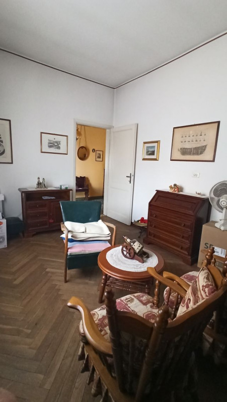 SAN GREGORIO - ARCELLA: In un contesto residenziale tranquillo e comodo ai servizi (linea del tra...