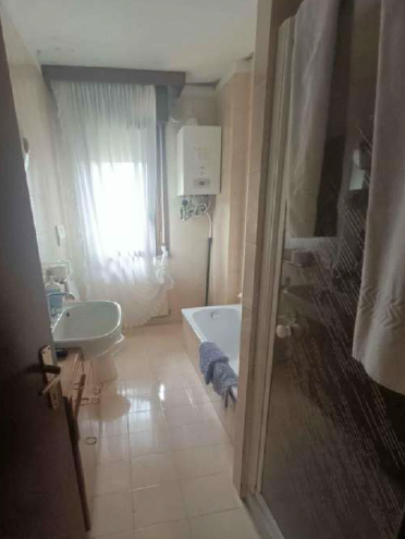 Rif. A.A.274-24

Vendita all'asta - appartamento al 1° piano con garage e cantina in data 27 genn...