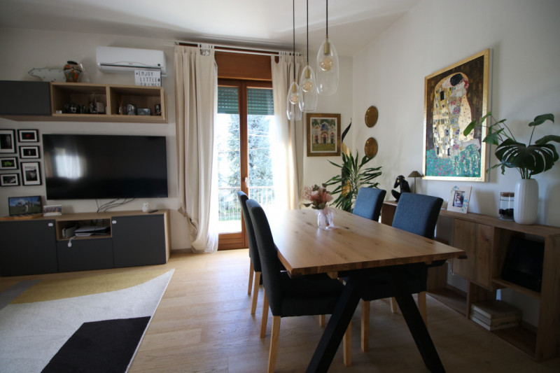 A pochi passi dalle Mura Nord, dove la città rallenta, sorge un appartamento che profuma di casa....