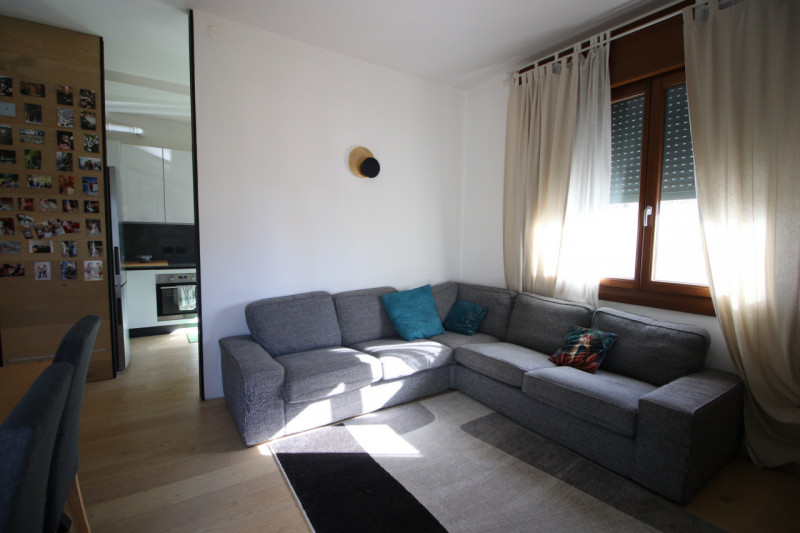 A pochi passi dalle Mura Nord, dove la città rallenta, sorge un appartamento che profuma di casa....