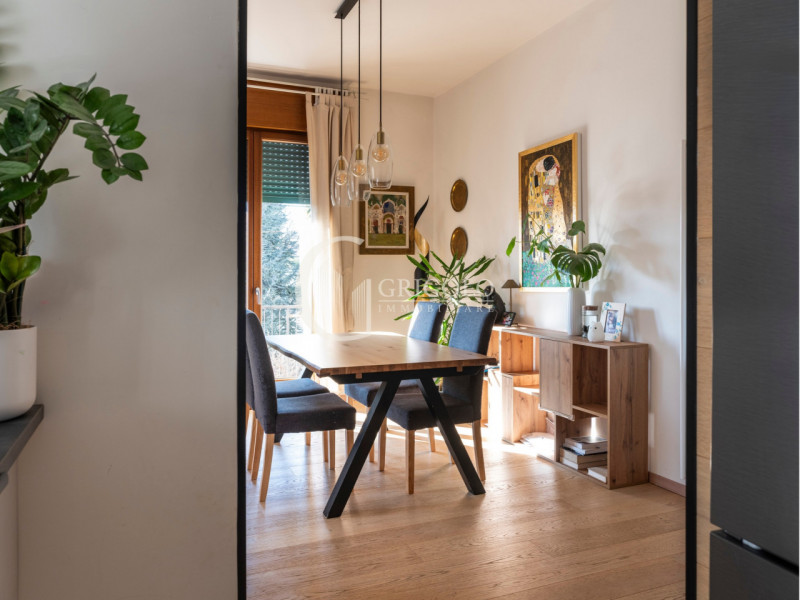 A pochi passi dalle Mura Nord, dove la città rallenta, sorge un appartamento che profuma di casa....