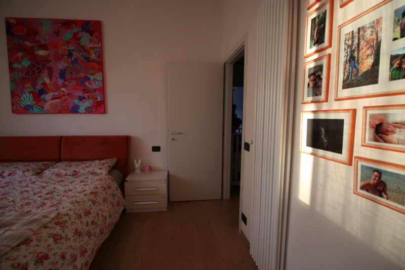 A pochi passi dalle Mura Nord, dove la città rallenta, sorge un appartamento che profuma di casa....