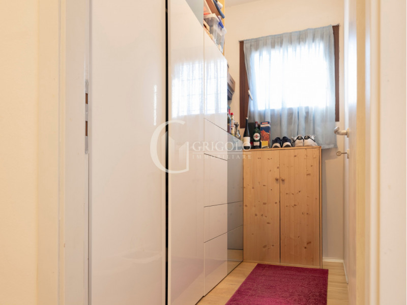 A pochi passi dalle Mura Nord, dove la città rallenta, sorge un appartamento che profuma di casa....