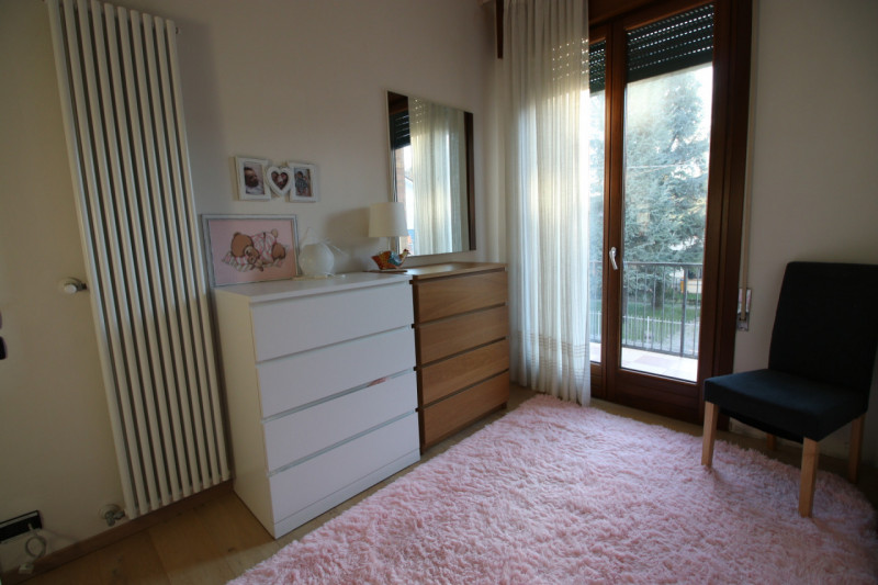 A pochi passi dalle Mura Nord, dove la città rallenta, sorge un appartamento che profuma di casa....