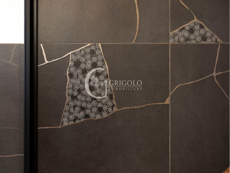 A pochi passi dalle Mura Nord, dove la città rallenta, sorge un appartamento che profuma di casa....