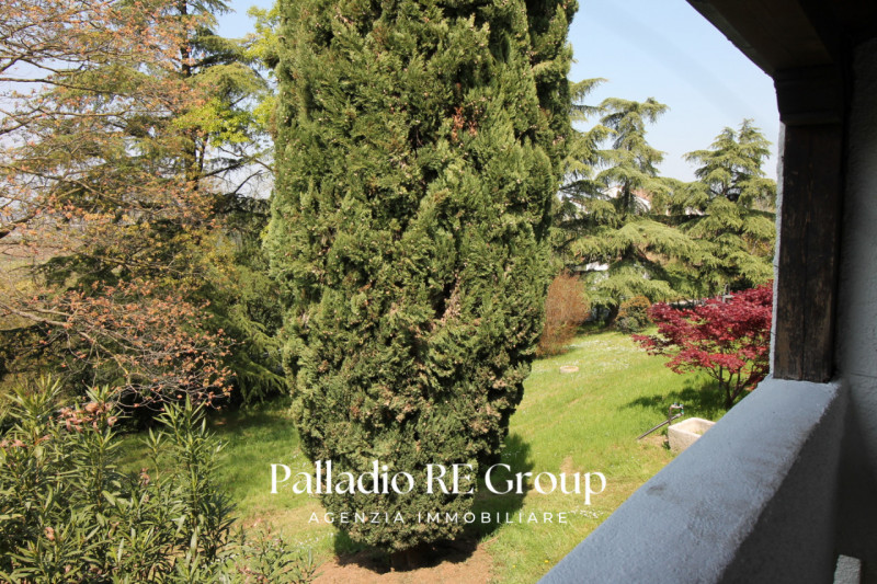 Villa unico piano - Piscina - Parco 5000 mq
Colline tra Vicenza e Arcugnano, villa singola dispos...