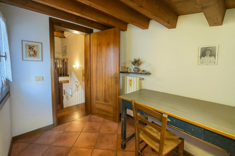 Nel primissimo fuori mura nord di Treviso, dove la tranquillità residenziale incontra la comodità...