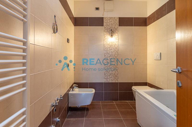 TRISSINO

Sei alla ricerca di una porzione a schiera d’angolo con giardino?
Prezzo € 220.000

Sei...