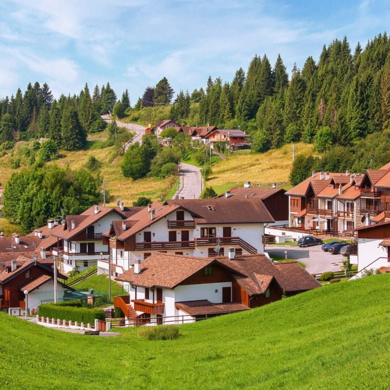 Centro di Asiago – In piccola palazzina curata, appartamento spazioso e comodo a tutto


Nel cuor...