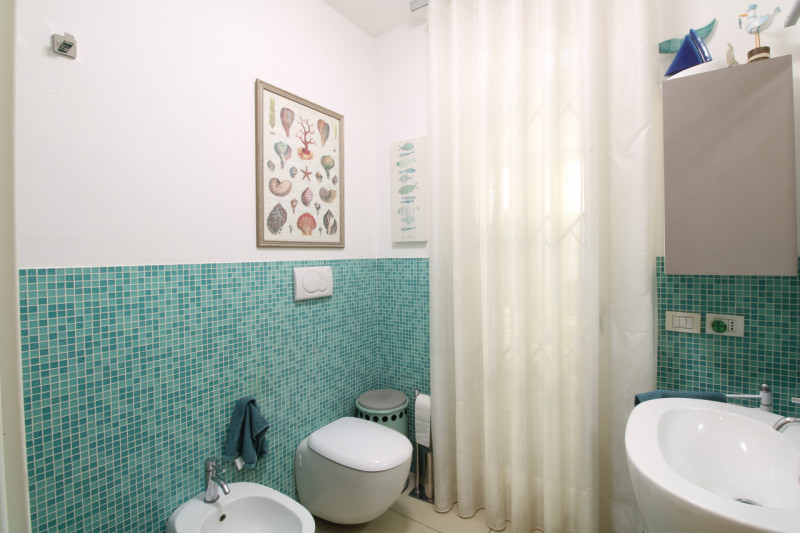 SACRA FAMIGLIA: Alle porte del centro storico di Padova, in zona Sacra Famiglia quartiere San Giu...