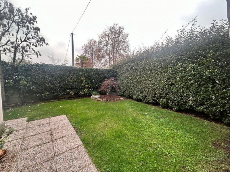 L'Agenzia Immobiliare IRIS propone in vendita  appartamento a Vallà di Riese Pio X, situato in zo...