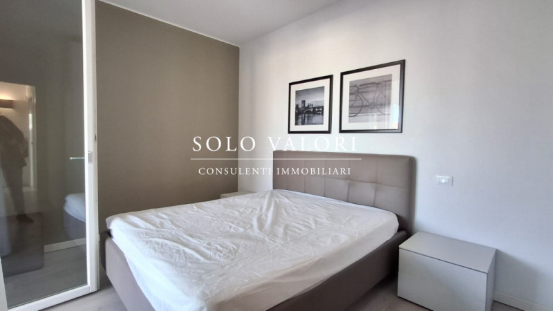 Scopri il tuo angolo di paradiso nel cuore pulsante di Jesolo, nella prestigiosa zona di Piazza M...