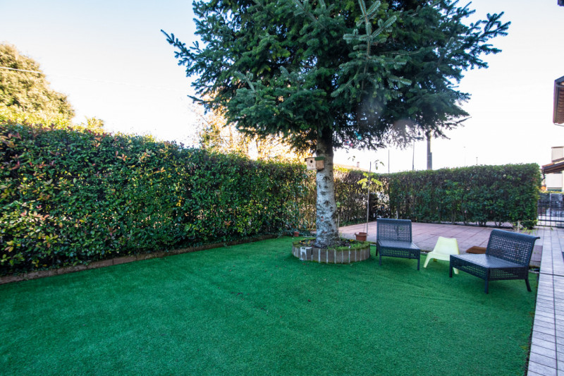 Borgoricco – Appartamento con giardino privato di 150 mq

In tranquilla zona residenziale a ridos...