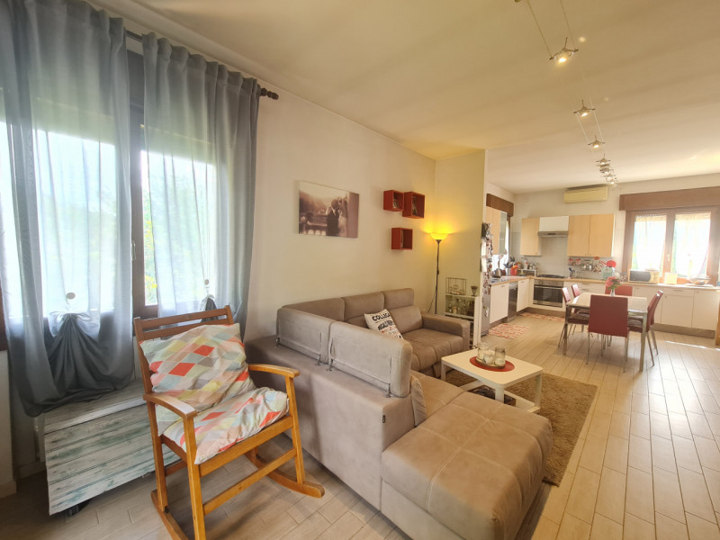 A Luvigliano, una delle zone più suggestive e ricercate dei Colli Euganei, proponiamo in vendita ...