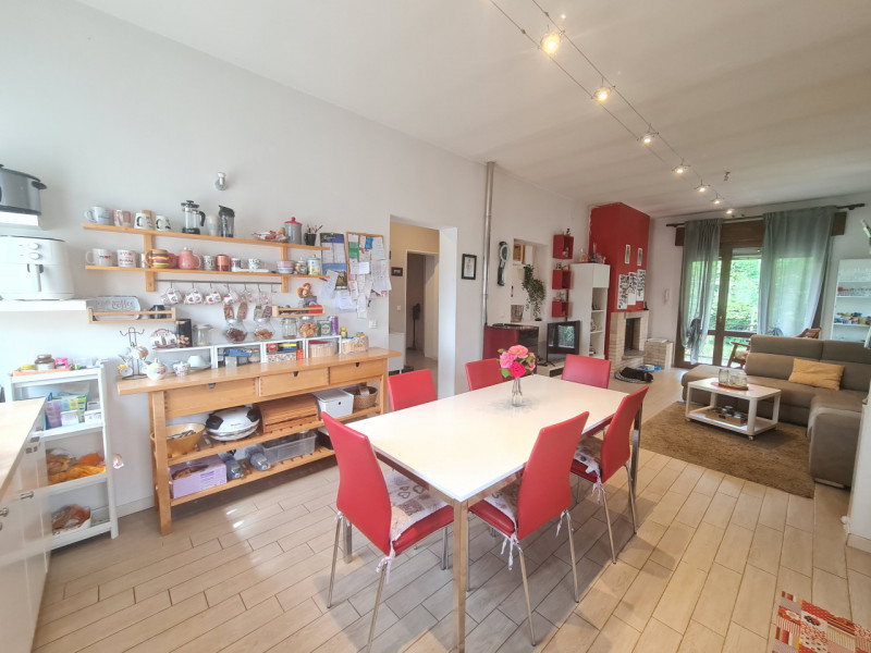 A Luvigliano, una delle zone più suggestive e ricercate dei Colli Euganei, proponiamo in vendita ...