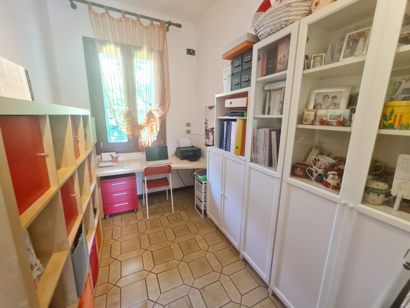 A Luvigliano, una delle zone più suggestive e ricercate dei Colli Euganei, proponiamo in vendita ...