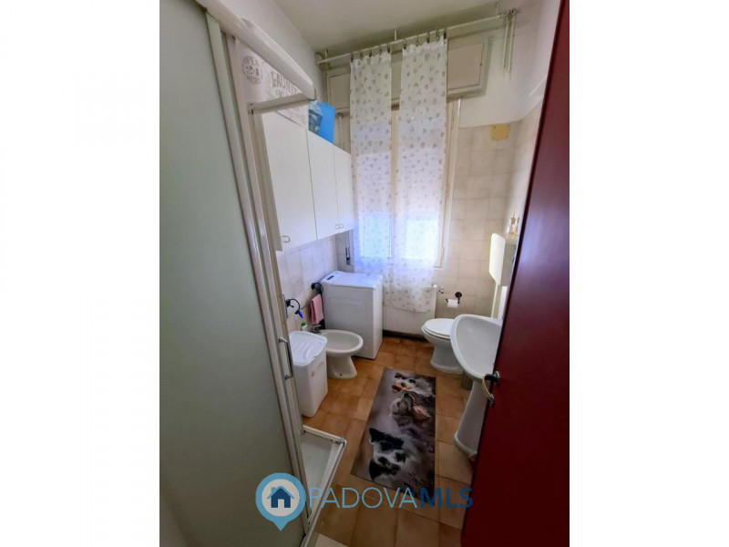 Immobile in esclusiva al Gruppo Padova MLS
PORZIONE DI BIFAMILIARE – MADONNA PELLEGRINA – ULTIMO ...