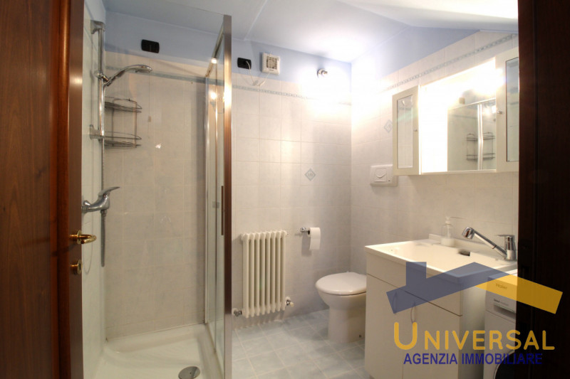 ARSEGO - In tranquillo quartiere residenziale, lontano da traffico e rumori, però al contempo com...