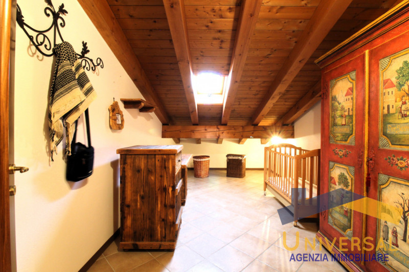 ARSEGO - In tranquillo quartiere residenziale, lontano da traffico e rumori, però al contempo com...