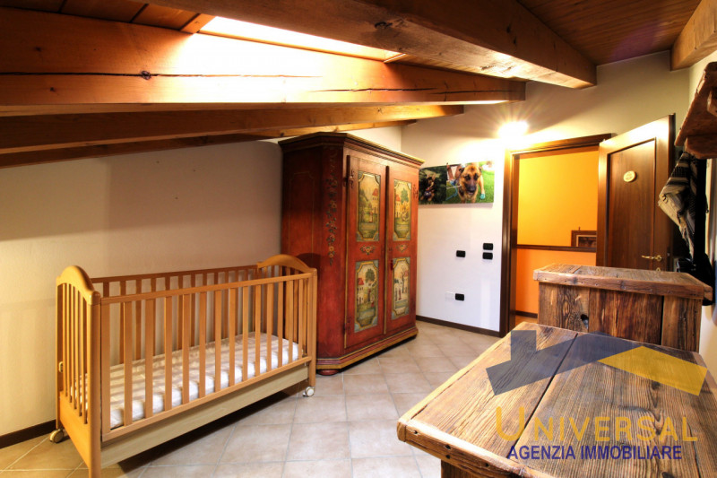 ARSEGO - In tranquillo quartiere residenziale, lontano da traffico e rumori, però al contempo com...