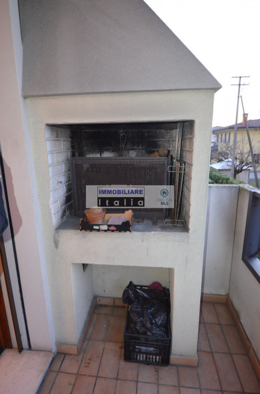 Scopri il tuo nuovo rifugio nel cuore di Roncaglia, una delle zone più ambite di Ponte San Nicolò...