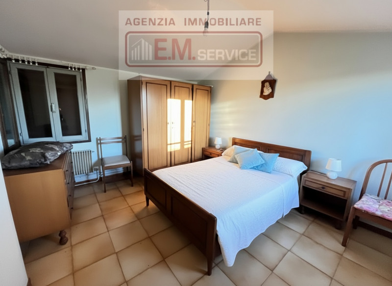 In vendita, nella tranquilla e suggestiva località di Musestre nel comune di Roncade, proponiamo ...