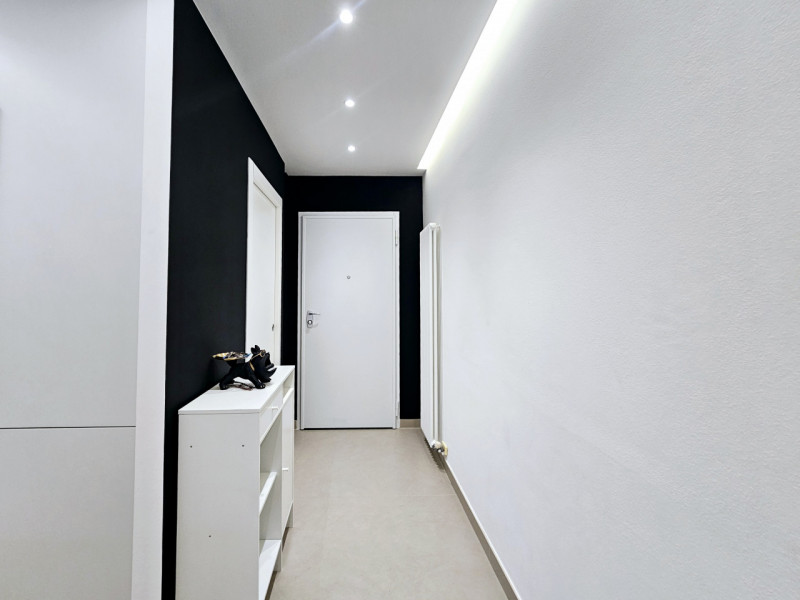 Proponiamo in vendita a Padova, moderno appartamento in via Giuseppe Cesare Abba, ubicato in un c...