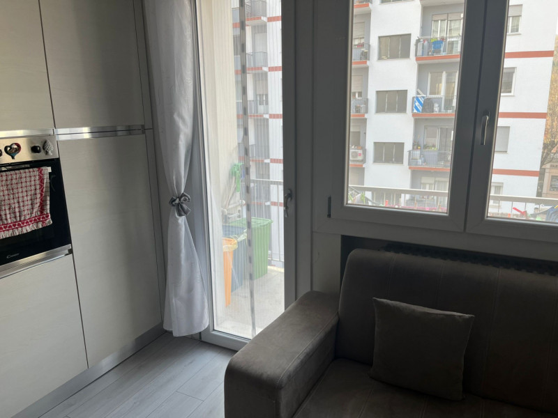 Scopri questo affascinante appartamento situato nel cuore di Serravalle, una delle zone più ricer...