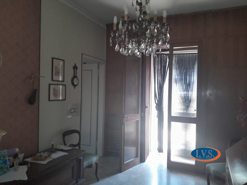 MONTEGALDA (VI): Proponiamo CASA SINGOLA  con ampio giardino in una posizione centrale del paese ...