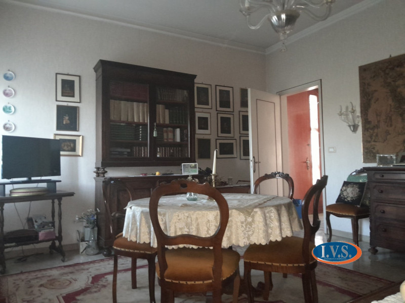 MONTEGALDA (VI): Proponiamo CASA SINGOLA  con ampio giardino in una posizione centrale del paese ...