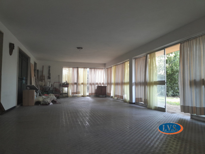 MONTEGALDA (VI): Proponiamo CASA SINGOLA  con ampio giardino in una posizione centrale del paese ...