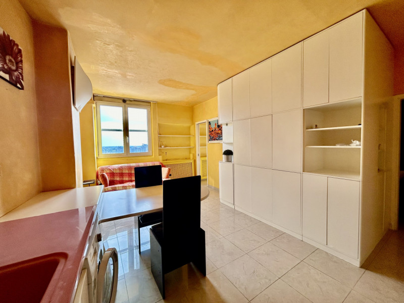 Padova a ridosso di via San Fermo Nicoletta Dardilli di AD Casa Padova propone in vendita apparta...