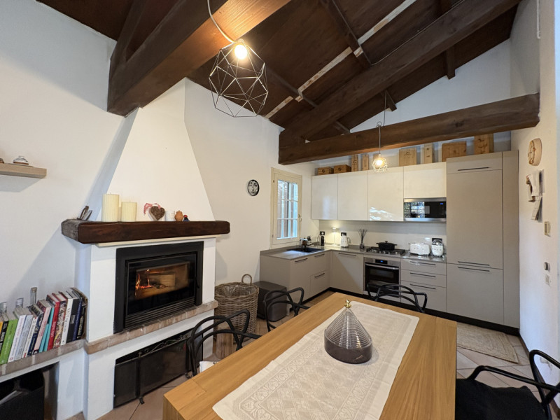 RIF. TEO138 – Teolo, frazione Villa - All’interno di un residence immerso nella natura dei Colli ...