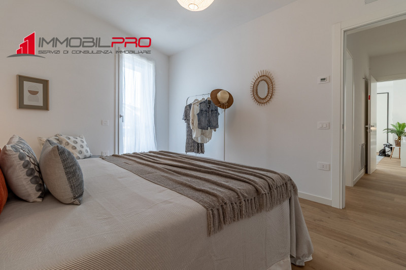 ESCLUSIVA IMMOBILPRO!!! NO IVA!!! RISPARMI € 8.000,00!
Un bicamere moderno, funzionale e con un g...