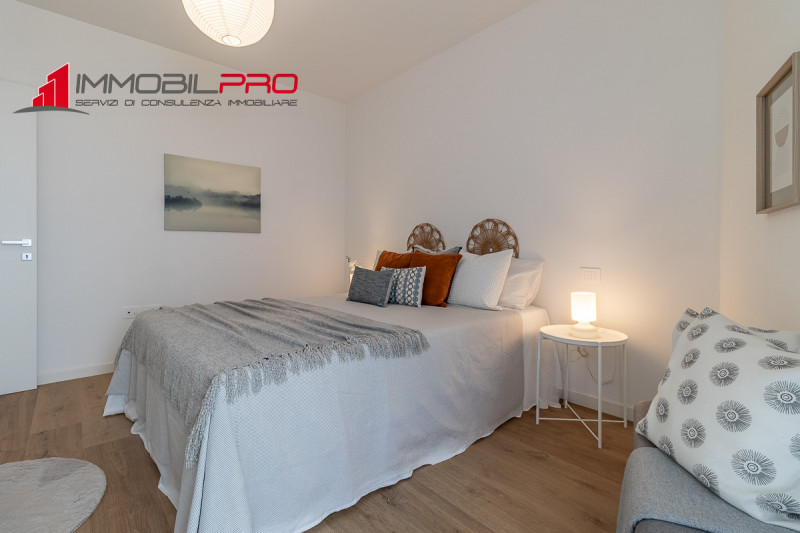 ESCLUSIVA IMMOBILPRO!!! NO IVA!!! RISPARMI € 8.000,00!
Un bicamere moderno, funzionale e con un g...