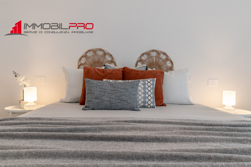 ESCLUSIVA IMMOBILPRO!!! NO IVA!!! RISPARMI € 8.000,00!
Un bicamere moderno, funzionale e con un g...