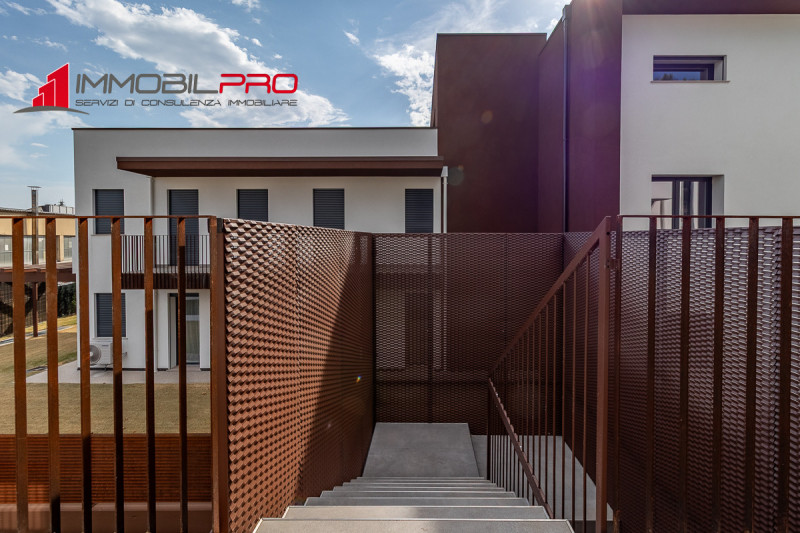 ESCLUSIVA IMMOBILPRO!!! NO IVA!!! RISPARMI € 8.000,00!
Un bicamere moderno, funzionale e con un g...