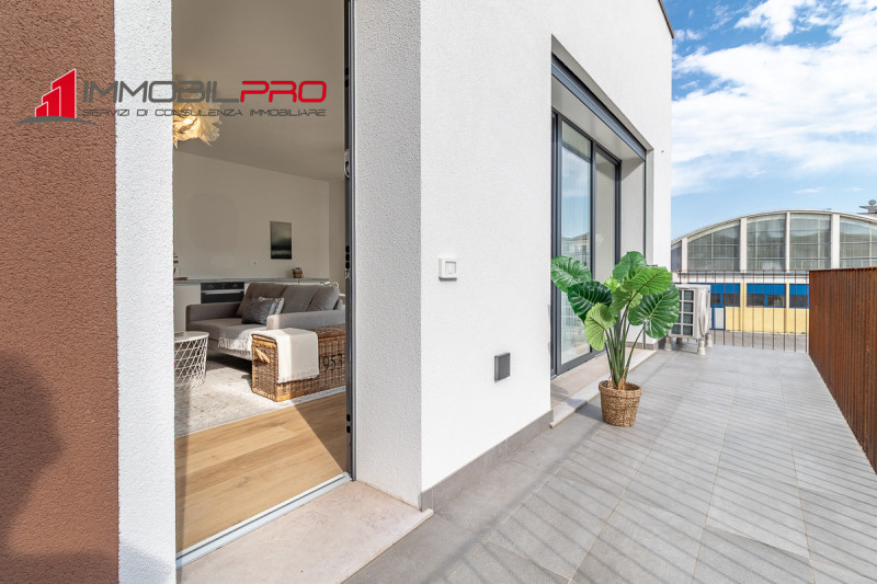 ESCLUSIVA IMMOBILPRO!!! NO IVA!!! RISPARMI € 8.000,00!
Un bicamere moderno, funzionale e con un g...