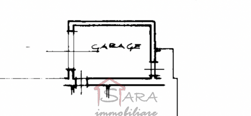Nel cuore di Padova, Sara Immobiliare propone in vendita un elegante appartamento di 120 mq inser...