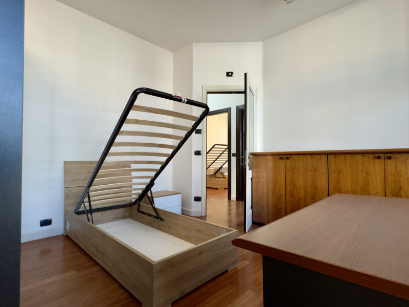 In una zona centralissima e servitissima di Sarmeola di Rubano, comoda ad autobus, scuole, farmac...