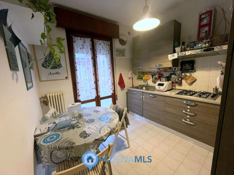 Immobile in esclusiva al Gruppo Padova MLS

ARCELLA-SAN BELLINO
Proponiamo in vendita un appartam...