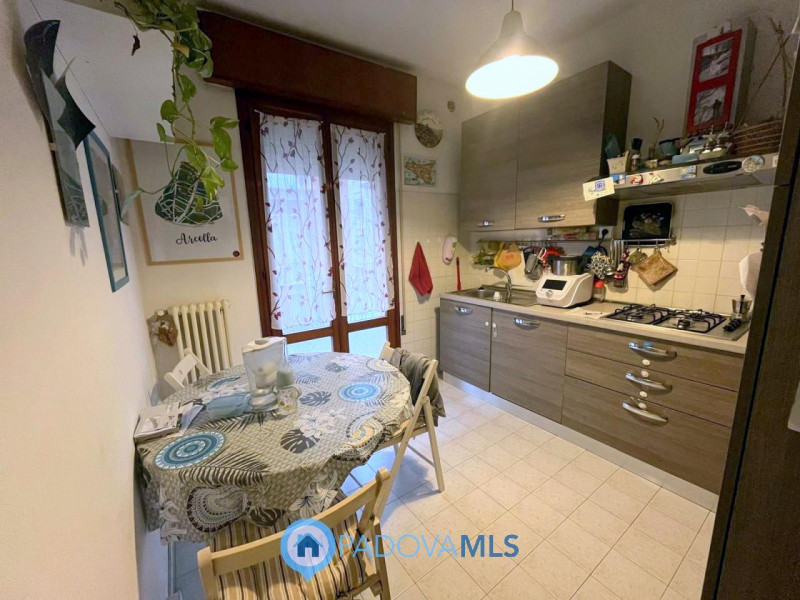 Immobile in esclusiva al Gruppo Padova MLS

ARCELLA-SAN BELLINO
Proponiamo in vendita un appartam...