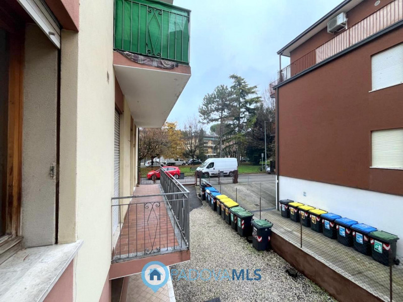 Immobile in esclusiva al Gruppo Padova MLS

ARCELLA-SAN BELLINO
Proponiamo in vendita un appartam...