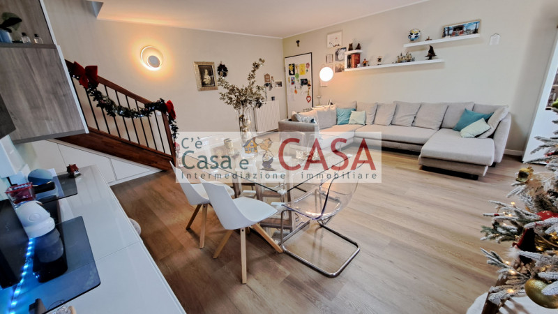 S.DOMENICO: Ottimo contesto abitativo, vicinanze a tutti i servizi, autobus, farmacia, scuole, co...