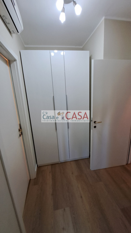 S.DOMENICO: Ottimo contesto abitativo, vicinanze a tutti i servizi, autobus, farmacia, scuole, co...