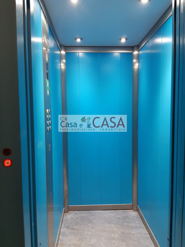 S.DOMENICO: Ottimo contesto abitativo, vicinanze a tutti i servizi, autobus, farmacia, scuole, co...