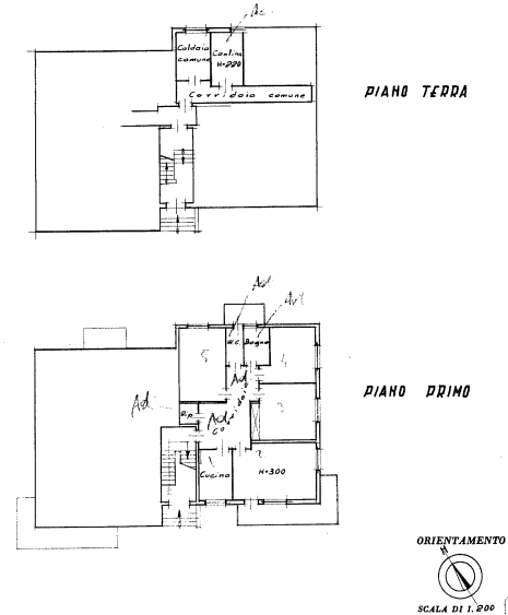 In un quartiere residenziale molto comodo e servito, a soli dieci minuti dal centro storico di Vi...
