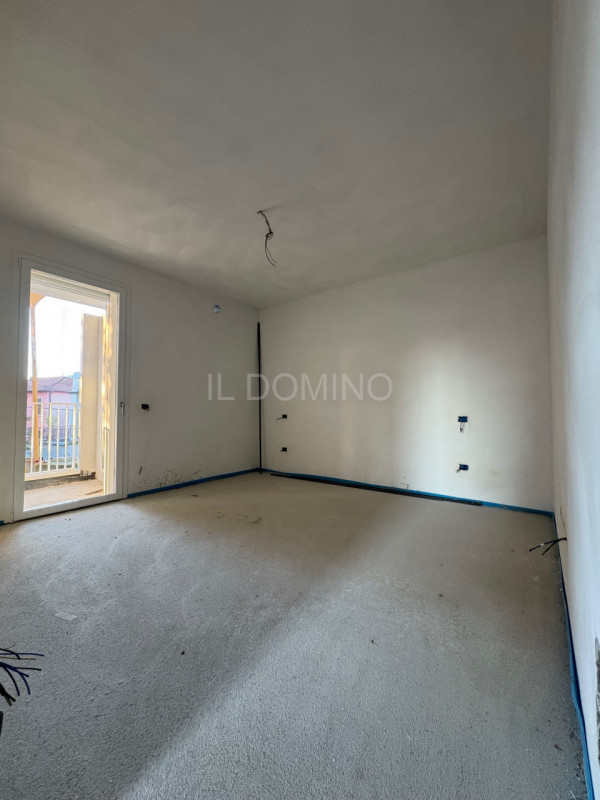 Appartamento trilocale situato nel centro di Padova, a 2 passi dai portici di Corso Milano, 107 m...